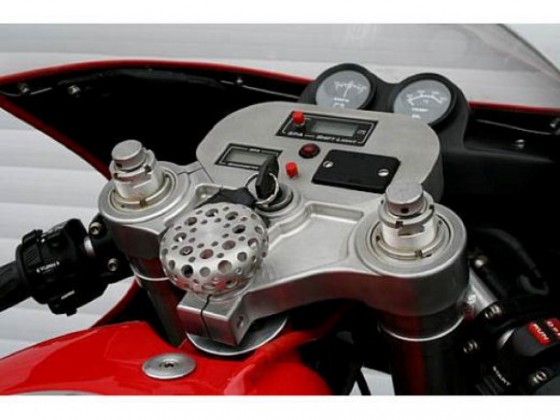 gessato_gselect_ferrari_bike_03-560x420