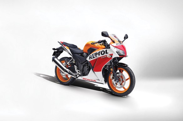 new CBR250R_REPSOL