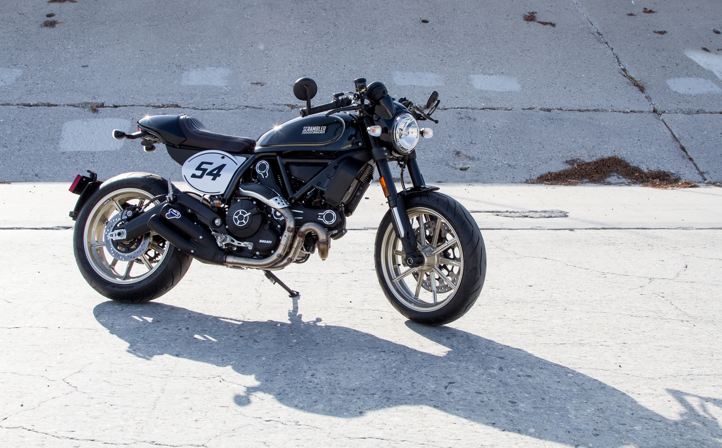 14-DUCATI-SCRAMBLER-CAFE-RACER