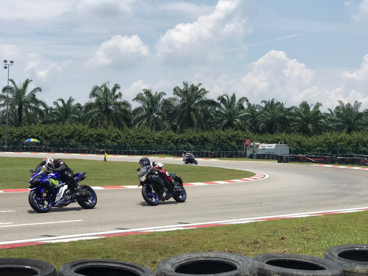 photo6131789972752148581